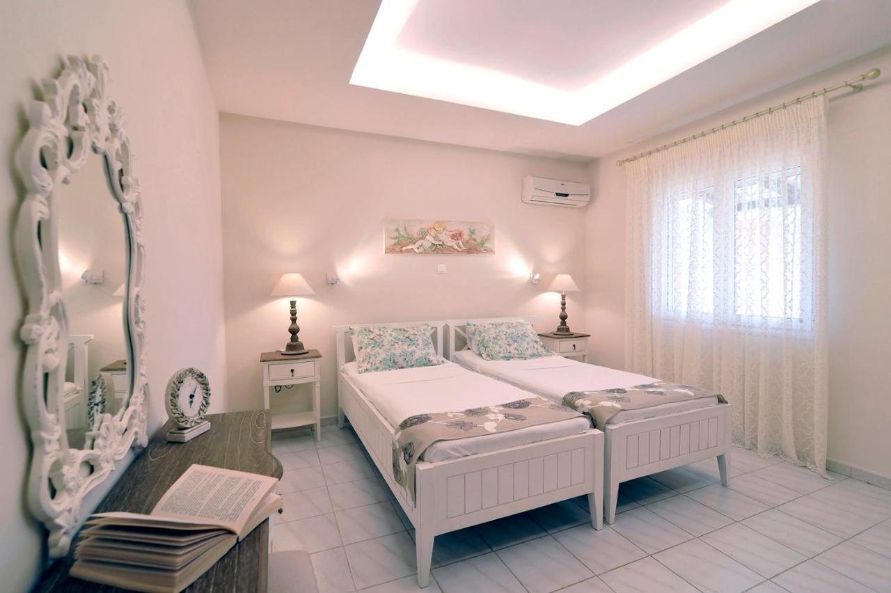 Pyramid City Apartments Agios Spyridon  Bilik gambar