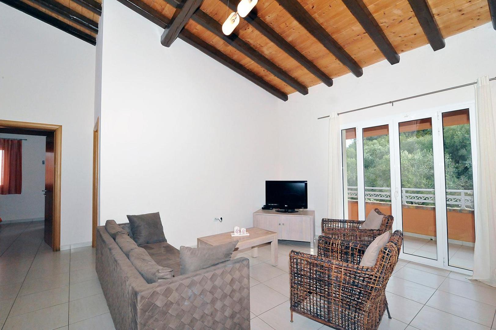 Pyramid City Apartments Agios Spyridon  Bilik gambar